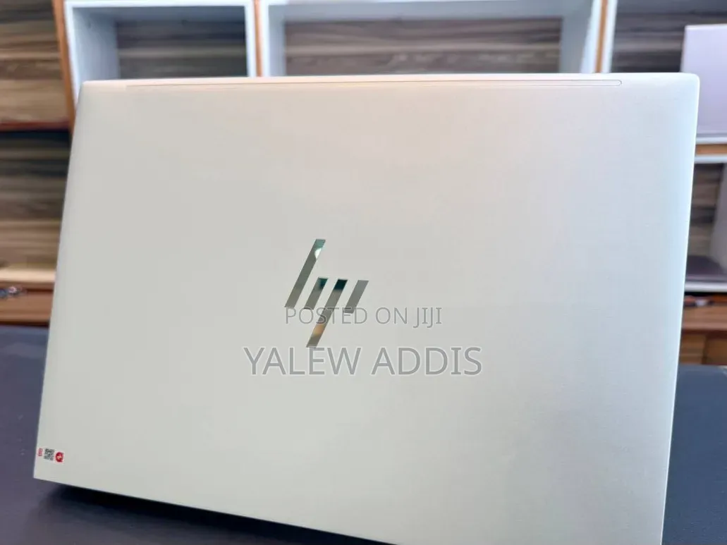 New Laptop HP EliteBook 840 10 16GB Intel Core i5 SSD 1T