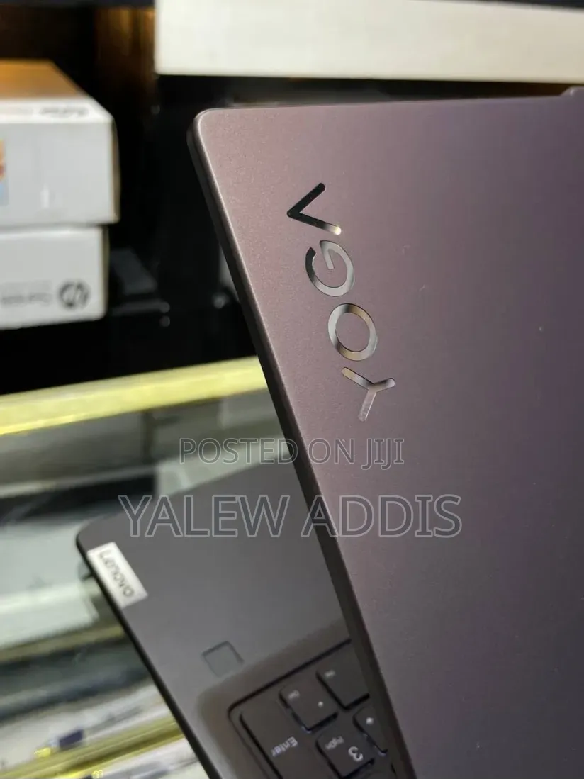New Laptop Lenovo Yoga 7i 16GB Intel Core Ultra 7 SSD 512GB