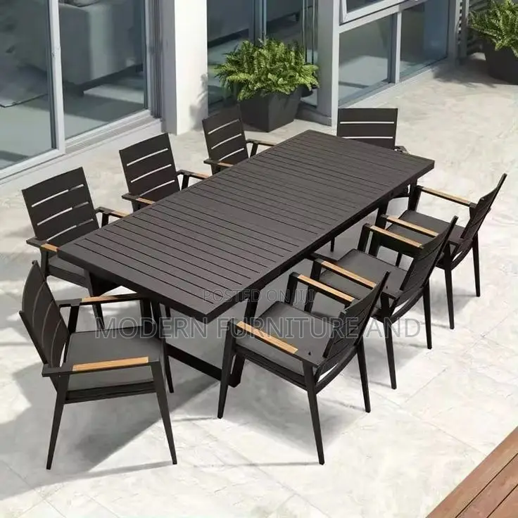 Classic Dining Table Sofa-Style Chairs – Elegant Comfortable