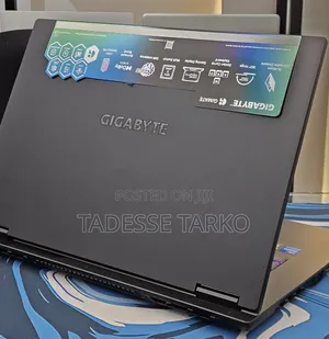 New Laptop Gigabyte GAMING A16 16GB Intel Core i7 SSD 1T