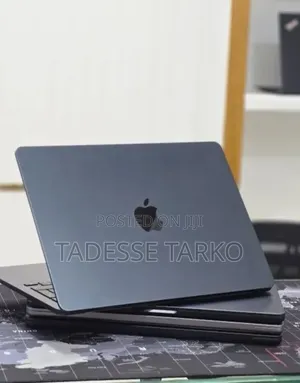 New Laptop Apple MacBook Air 2025 M4 16GB Apple M4 SSD 256GB