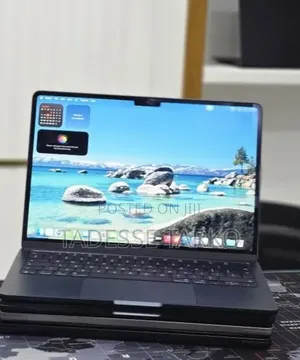 New Laptop Apple MacBook Air 2025 M4 16GB Apple M4 SSD 256GB
