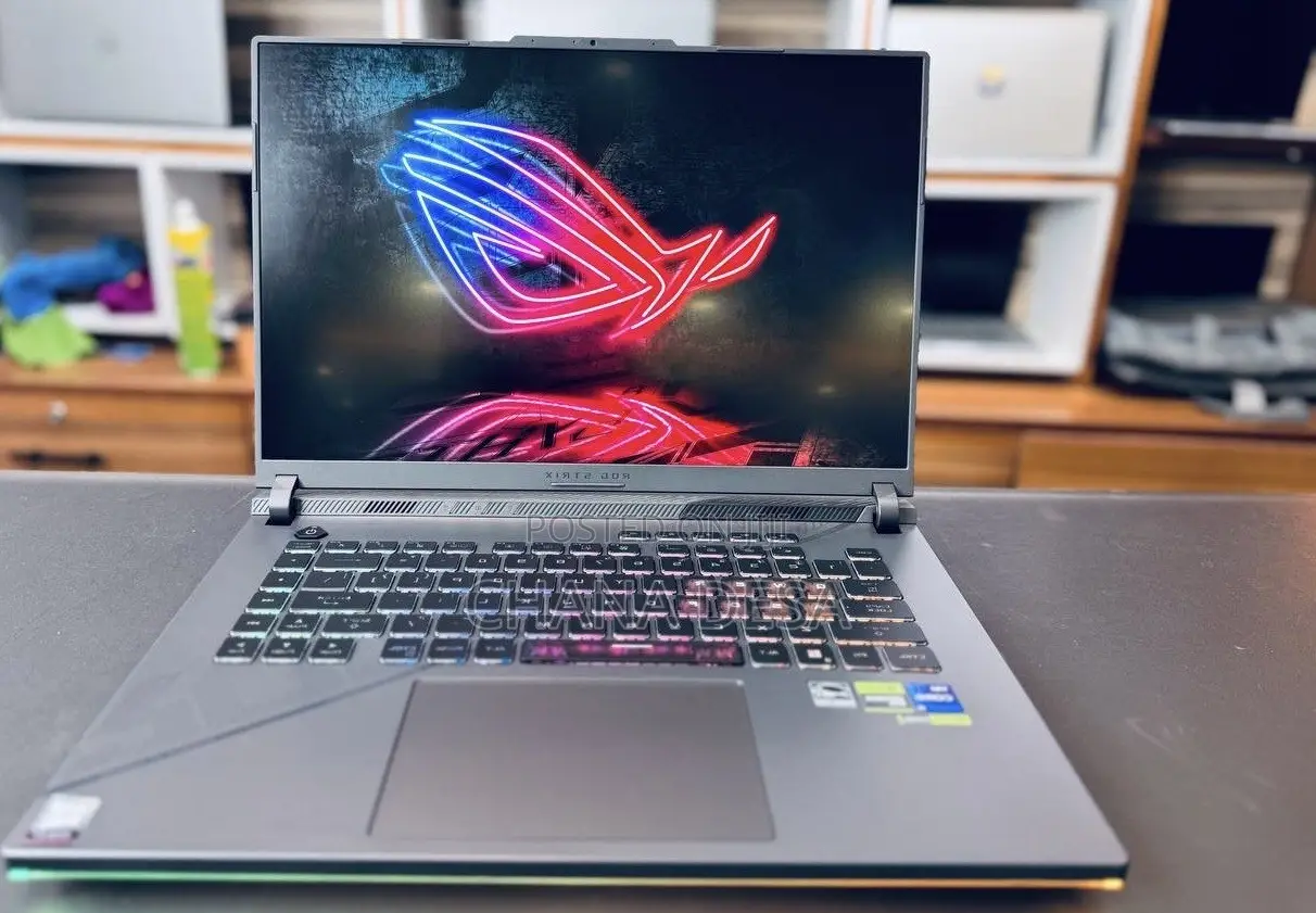 New Laptop Asus ROG Strix G16 16GB Intel Core i9 SSD 1T