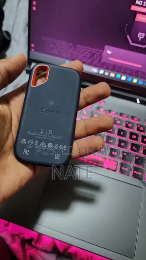 2 TB SSD(Solid State Drive)