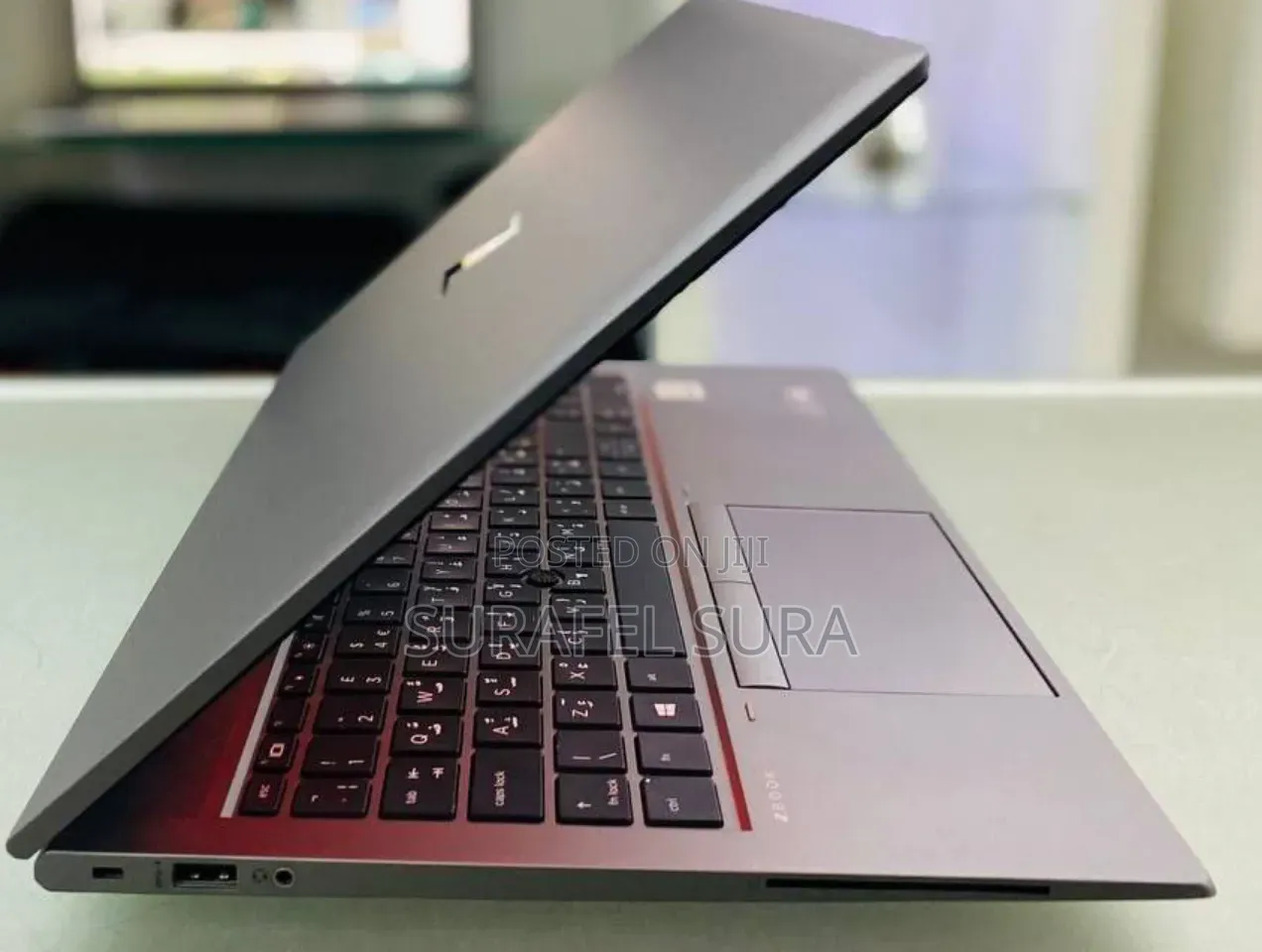New Laptop HP ZBook Firefly 15 G7 16GB Intel Core i7 SSD 512GB