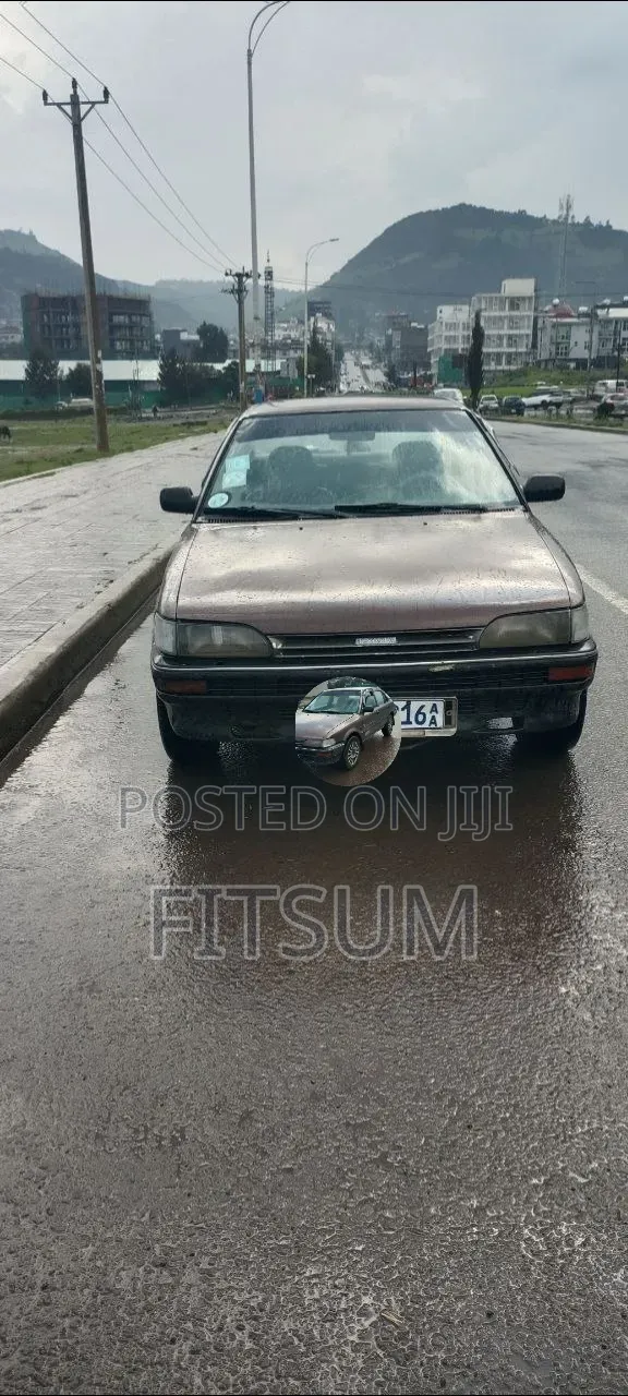 Toyota Corolla 1991 Brown
