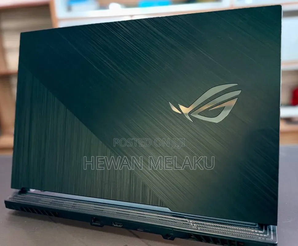New Laptop Asus ROG Strix G17 16GB Intel Core i7 SSD 512GB