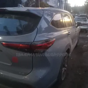 Toyota Highlander 2024 Purple