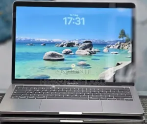 New Laptop Apple MacBook Pro 2020 M1 8GB Apple M1 SSD 512GB