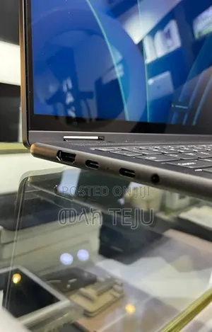 New Laptop Lenovo Yoga 11e 16GB Intel Core Ultra 7 SSD 512GB