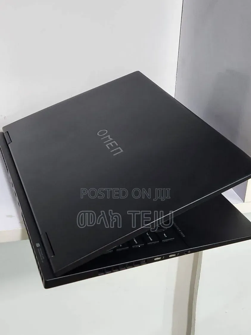 New Laptop HP Omen 15 16GB Intel Core i9 SSD 1T