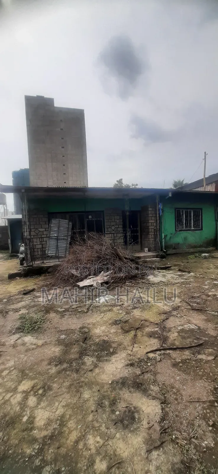 House Rent to Garage ,Car Wesh ,Work Shop
