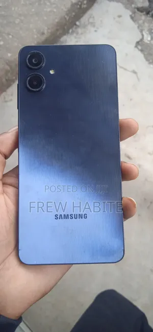 Samsung Galaxy A06 64 GB Black