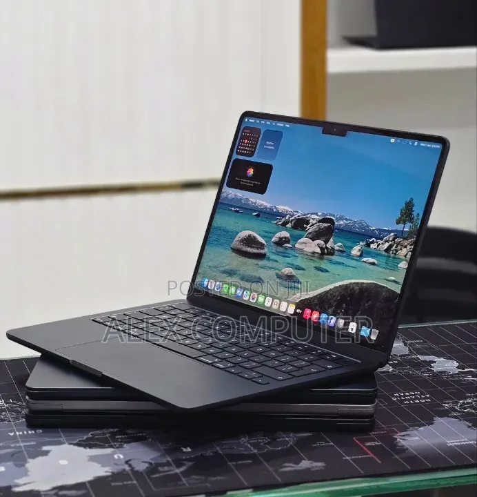 New Laptop Apple MacBook Air 2025 M4 16GB Apple M4 SSD 256GB