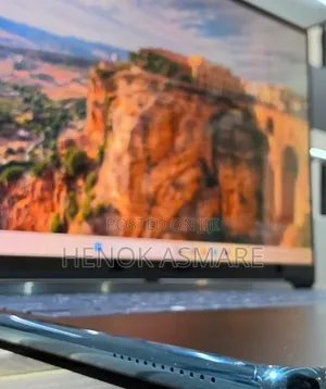 New Laptop Lenovo Yoga 7i 16GB Intel Core Ultra 7 SSD 1T