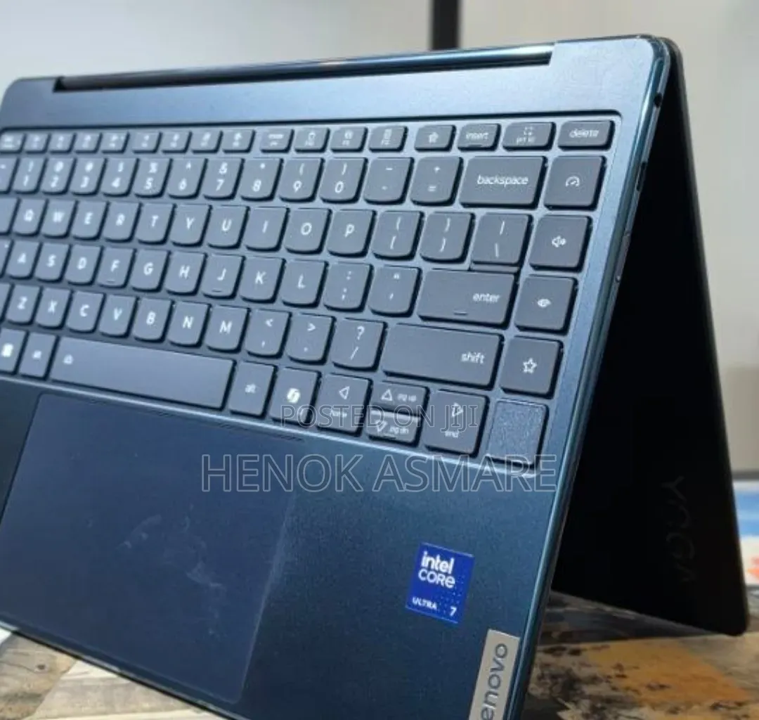 New Laptop Lenovo Yoga 7i 16GB Intel Core Ultra 7 SSD 1T