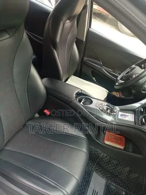 BYD E2 43 kWh 94 hp FWD 2023 Gray