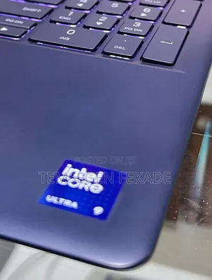 New Laptop Alienware X16 32GB Intel Core Ultra 9 SSD 1T