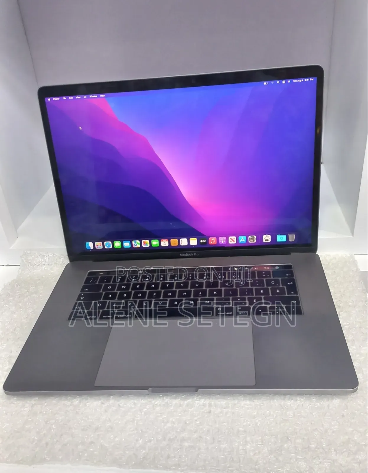 New Laptop Apple MacBook Pro 2016 16GB Intel Core i7 SSD 512GB
