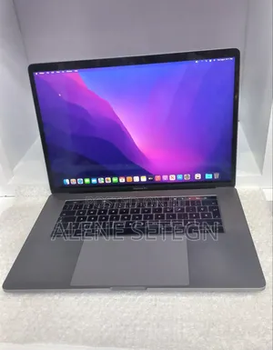 New Laptop Apple MacBook Pro 2016 16GB Intel Core i7 SSD 512GB
