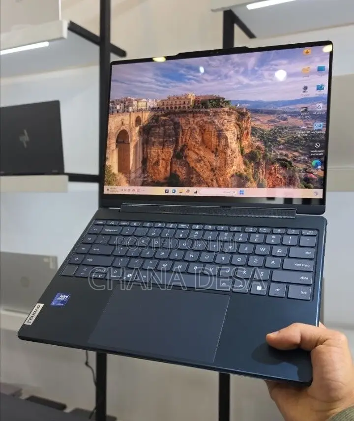 New Laptop Lenovo Yoga 9 16GB Intel Core Ultra 7 SSD 1T