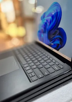 New Laptop Microsoft Surface Laptop 3 16GB Intel Core i5 SSD 256GB