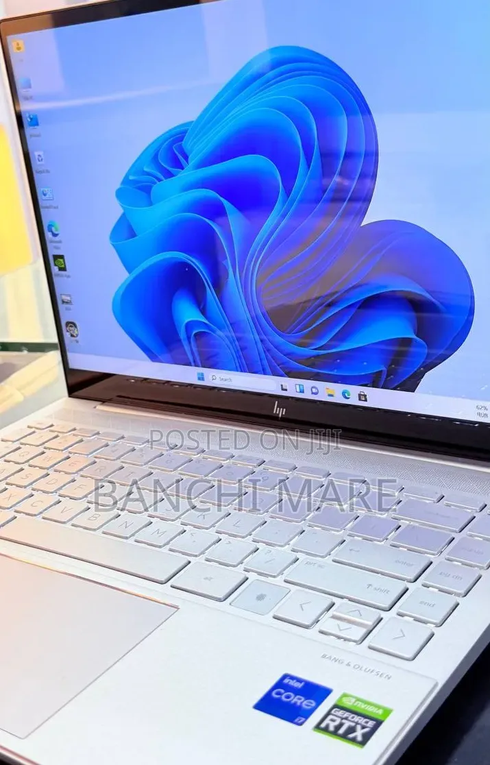 New Laptop HP Envy 14 16GB Intel Core i7 SSD 1T