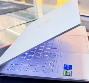New Laptop HP Envy 14 16GB Intel Core i7 SSD 1T