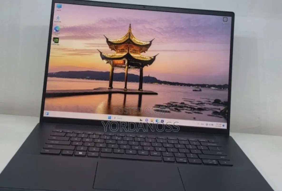 New Laptop Dell Inspiron 15 16GB Intel Core i7 SSD 512GB