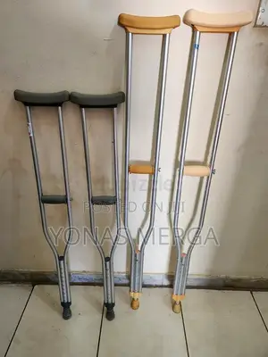 Underarm/Axillary crutches炊方Possibilities / ConsiderationsSprains