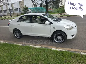 Toyota Yaris 2008 White