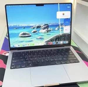 New Laptop Apple MacBook Pro 2023 M3 8GB Apple M3 SSD 256GB