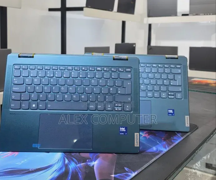 New Laptop Lenovo 16GB Intel Core Ultra 7 SSD 512GB