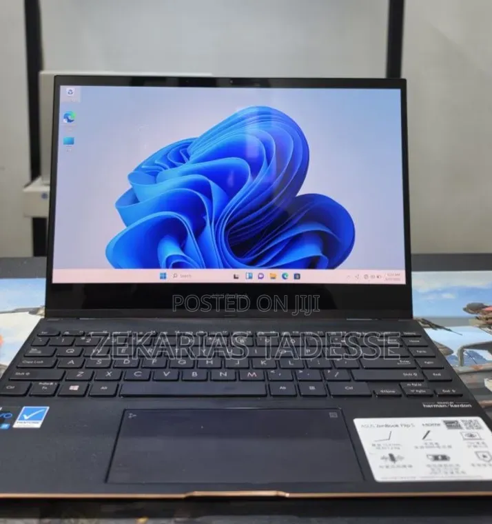 New Laptop Asus Zenbook 13 OLED 16GB Intel Core i7 SSD 512GB
