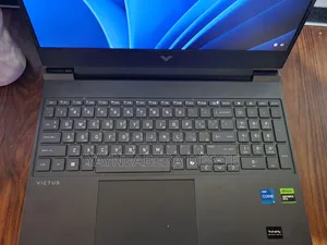 Laptop HP 15-f272wm 16GB Intel Core i5 SSHD (Hybrid) 500GB