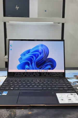 New Laptop Asus Zenbook 13 OLED 16GB Intel Core i7 SSD 512GB