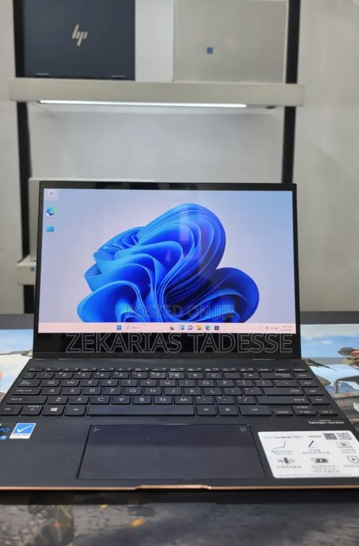 New Laptop Asus Zenbook 13 OLED 16GB Intel Core i7 SSD 512GB