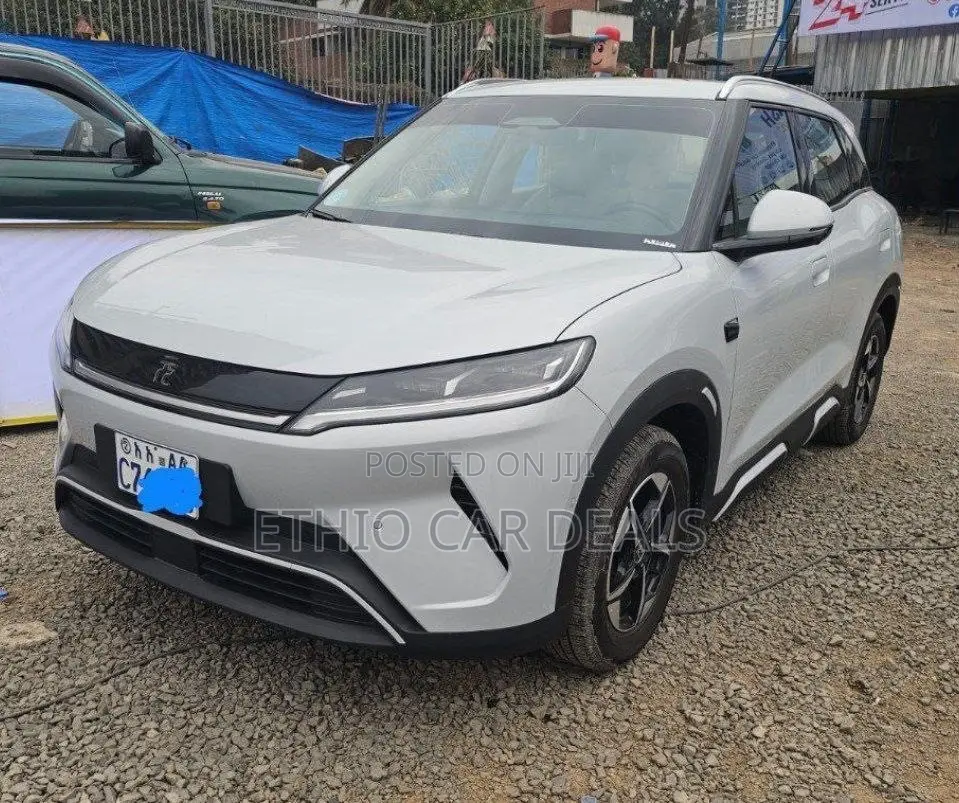 BYD Yuan Up 2025 Ivory