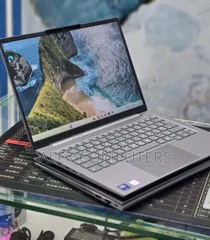 New Laptop Lenovo Thinkbook 14 16GB Intel Core Ultra 7 SSD 512GB