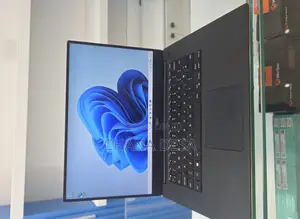 New Laptop Dell 16GB Intel Core i7 SSD 512GB