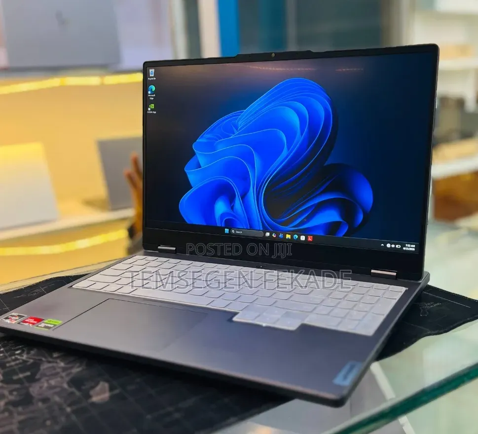 New Laptop Lenovo Legion 5 16GB AMD Ryzen 7 SSD 1T
