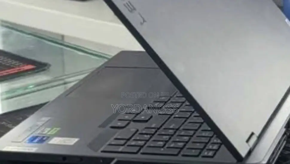 New Laptop Lenovo Legion 5 16GB Intel Core i7 SSD 1T