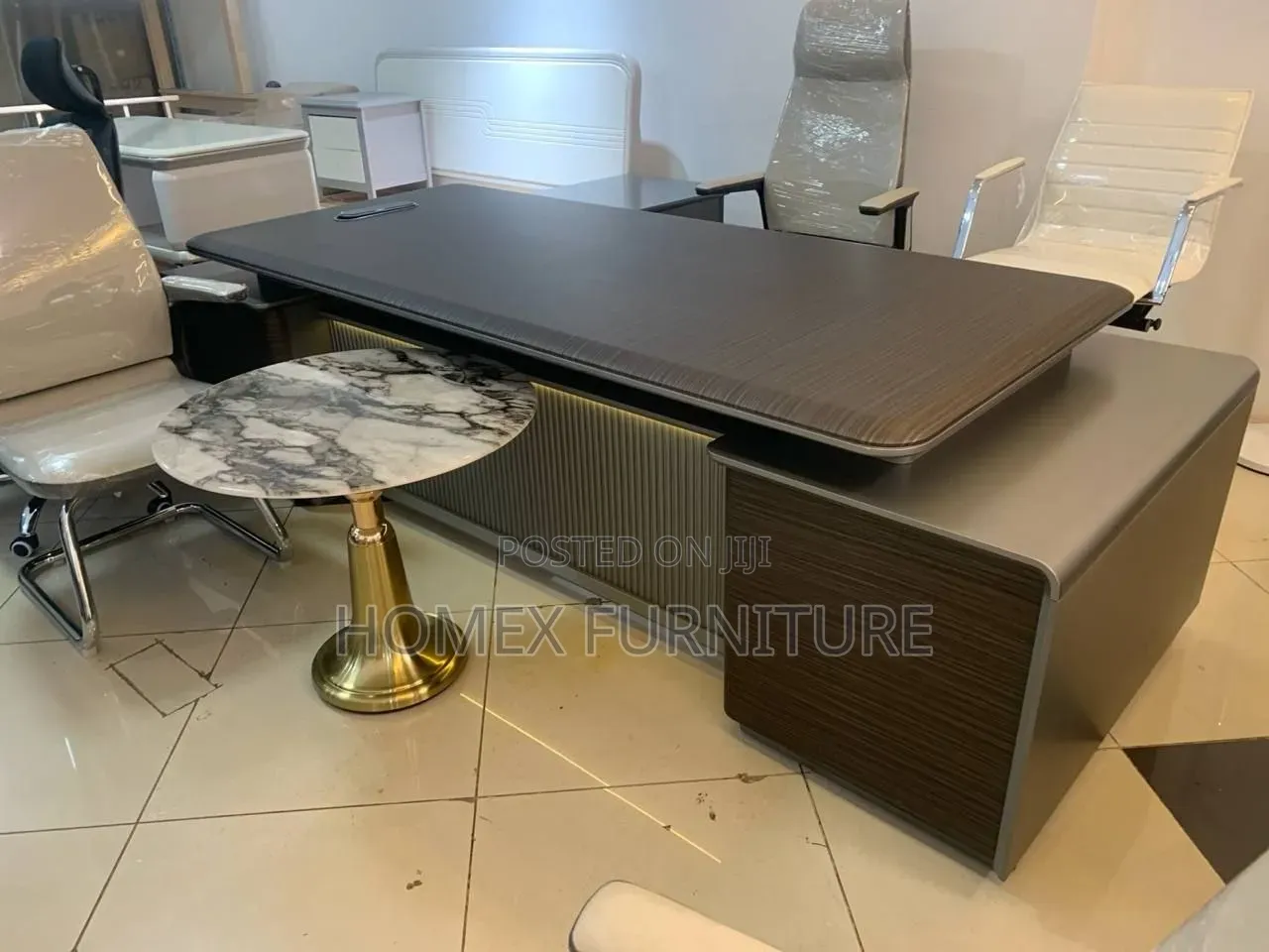 Deluxe Executive Table – ለአስተዳዳሪ ቢሮ