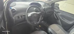 Toyota Vitz 2002 Gold