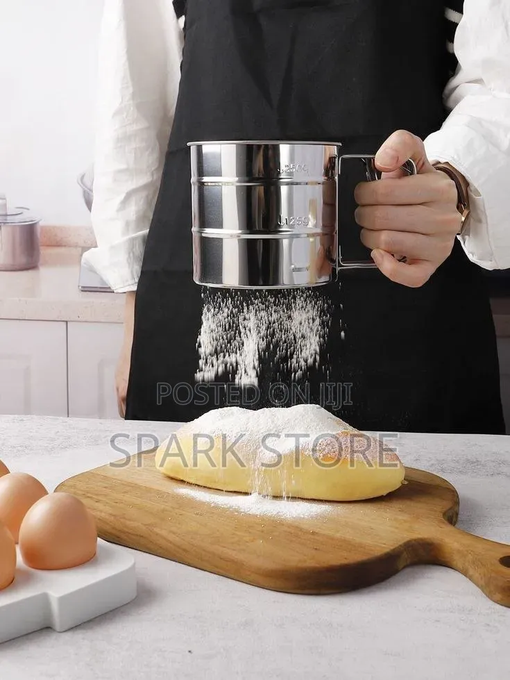 Stainless Steel Flour Sifter (የዱቄት መንፊያ)