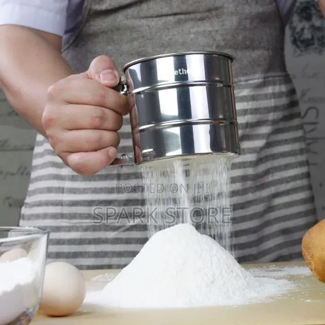 Stainless Steel Flour Sifter (የዱቄት መንፊያ)