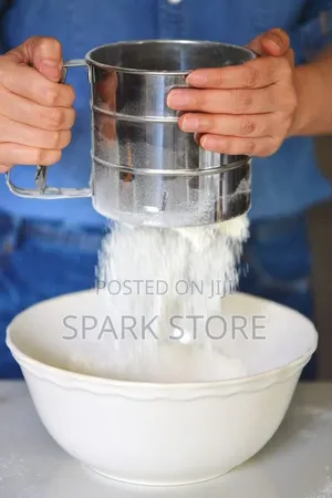 Stainless Steel Flour Sifter (የዱቄት መንፊያ)