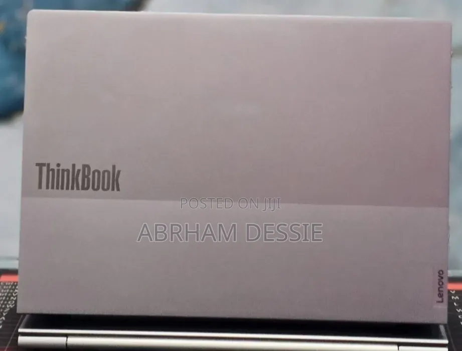 New Laptop Lenovo 16GB Intel Core Ultra 7 SSD 512GB