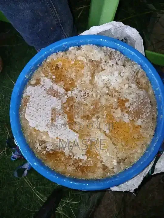 ነጭ የላስታ ንፁህ ማር