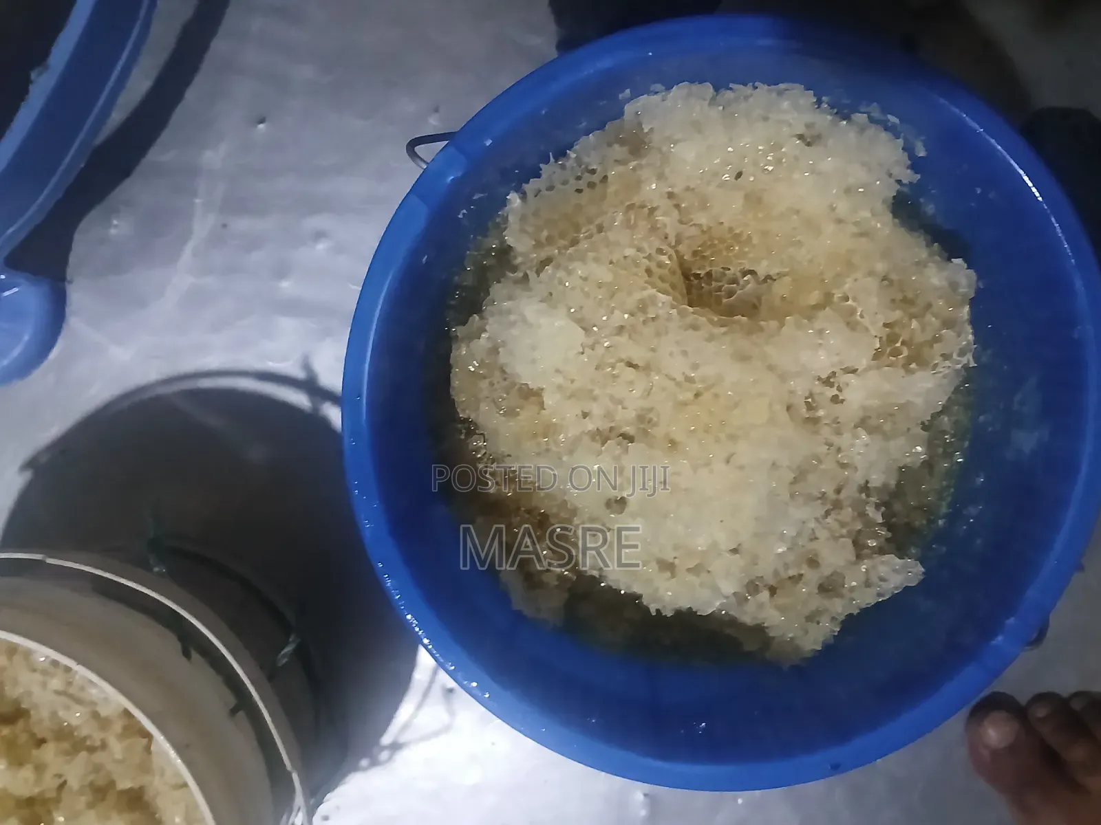 ነጭ የላስታ ንፁህ ማር
